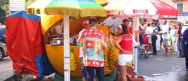 Sapresti descrivere cosa vendi ad un bambino?